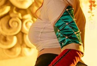Alina Becker的美脚全套，足够能让你踮起脚尖来！